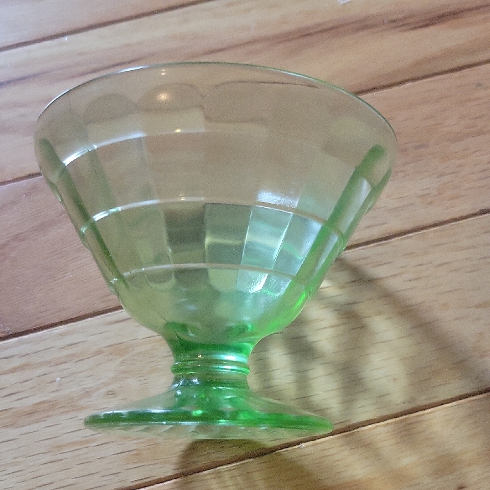 Depression Vasoline Green Glass Dessert Cup